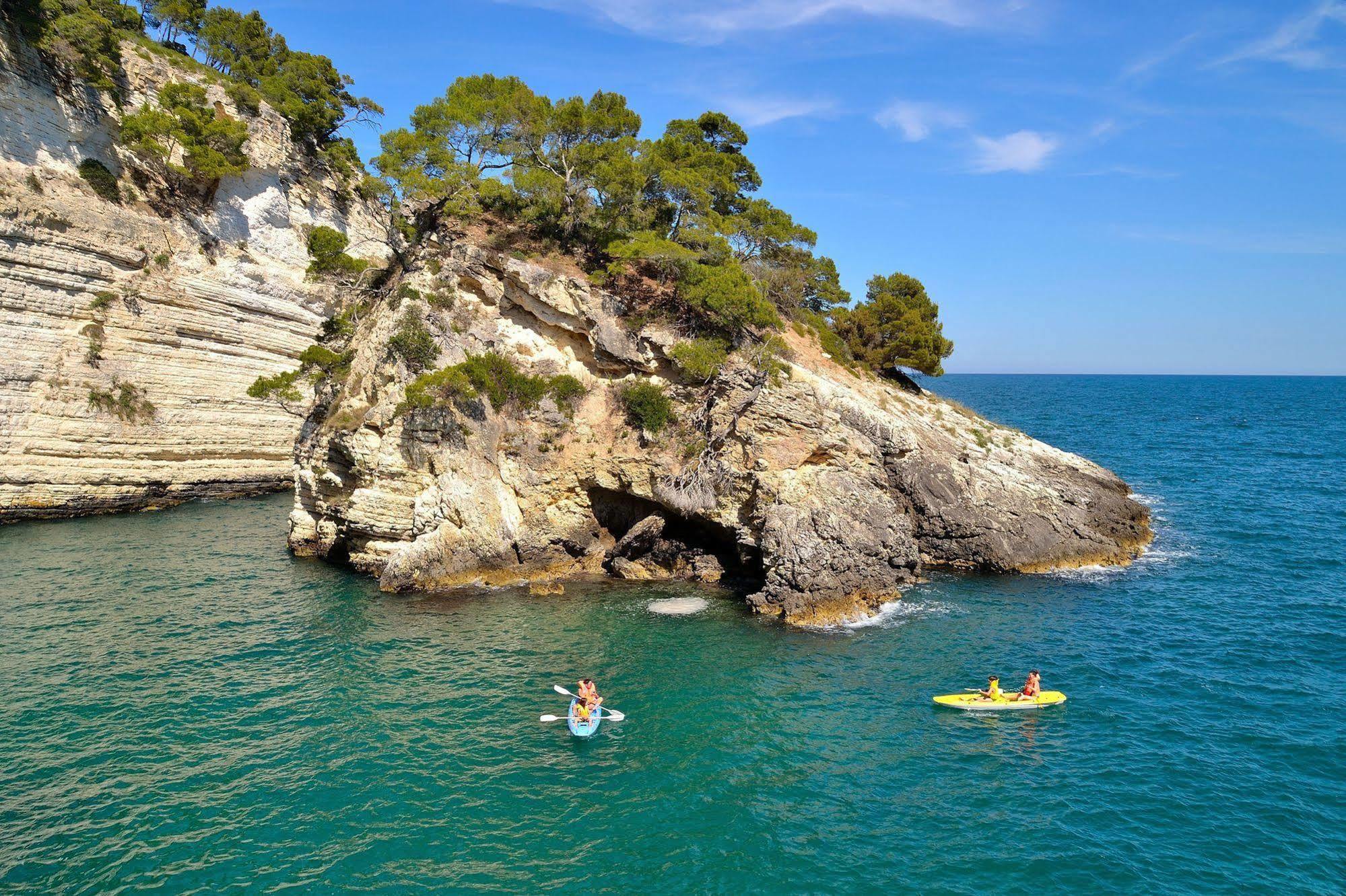 Pugnochiuso Resort - Hotel Del Faro ภายนอก รูปภาพ